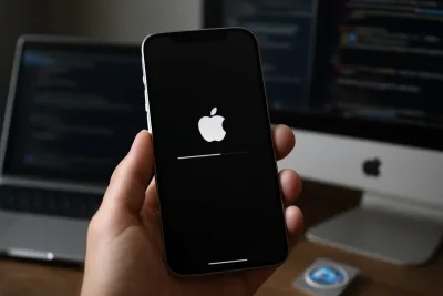 Apple пуска актуализации за сигурност срещу над 30 уязвимости в iOS, macOS и Safari, включително AI-открити WebKit проблеми