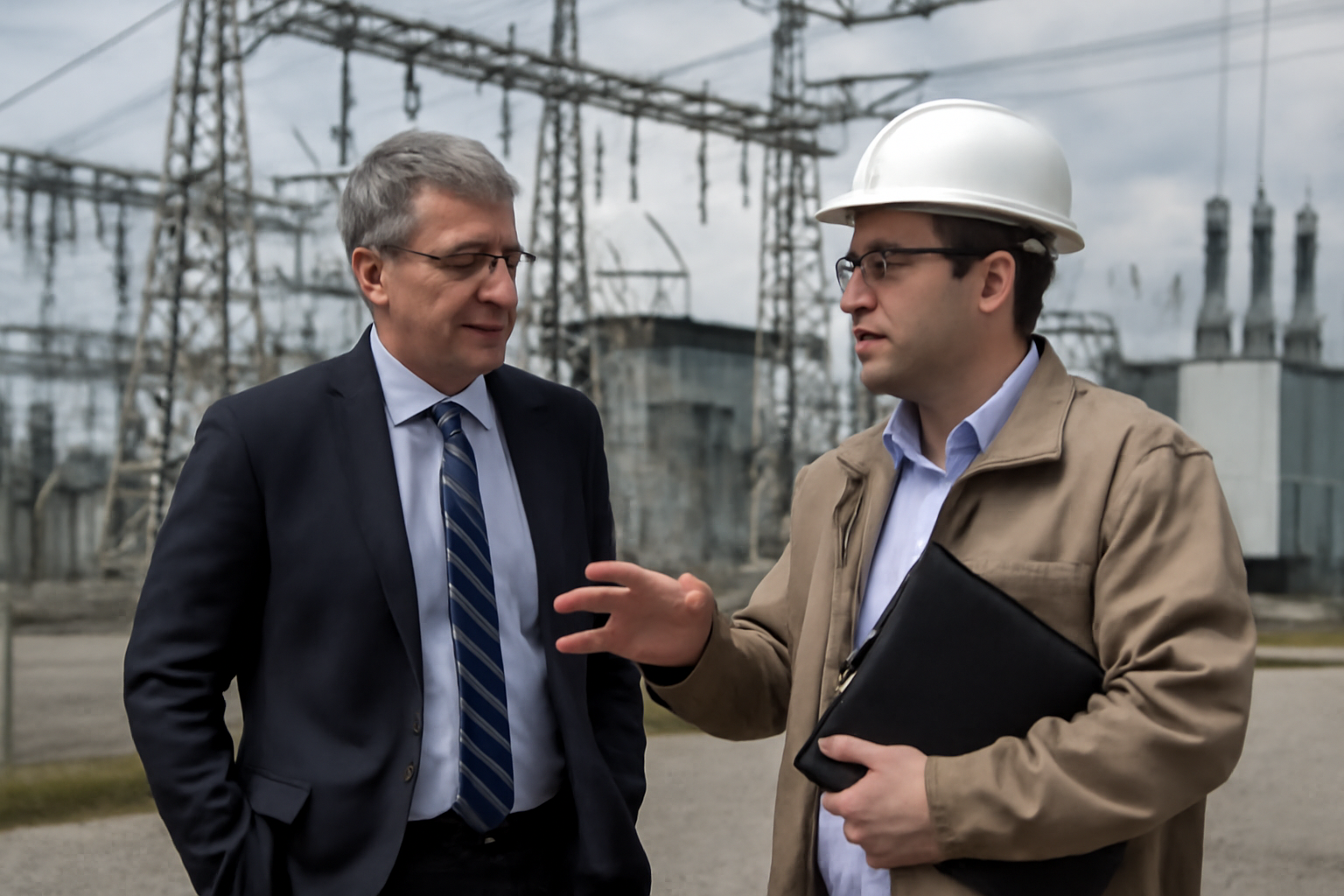 Сливането между NextEra и Dominion: Какво означава за потребителите и центровете за данни