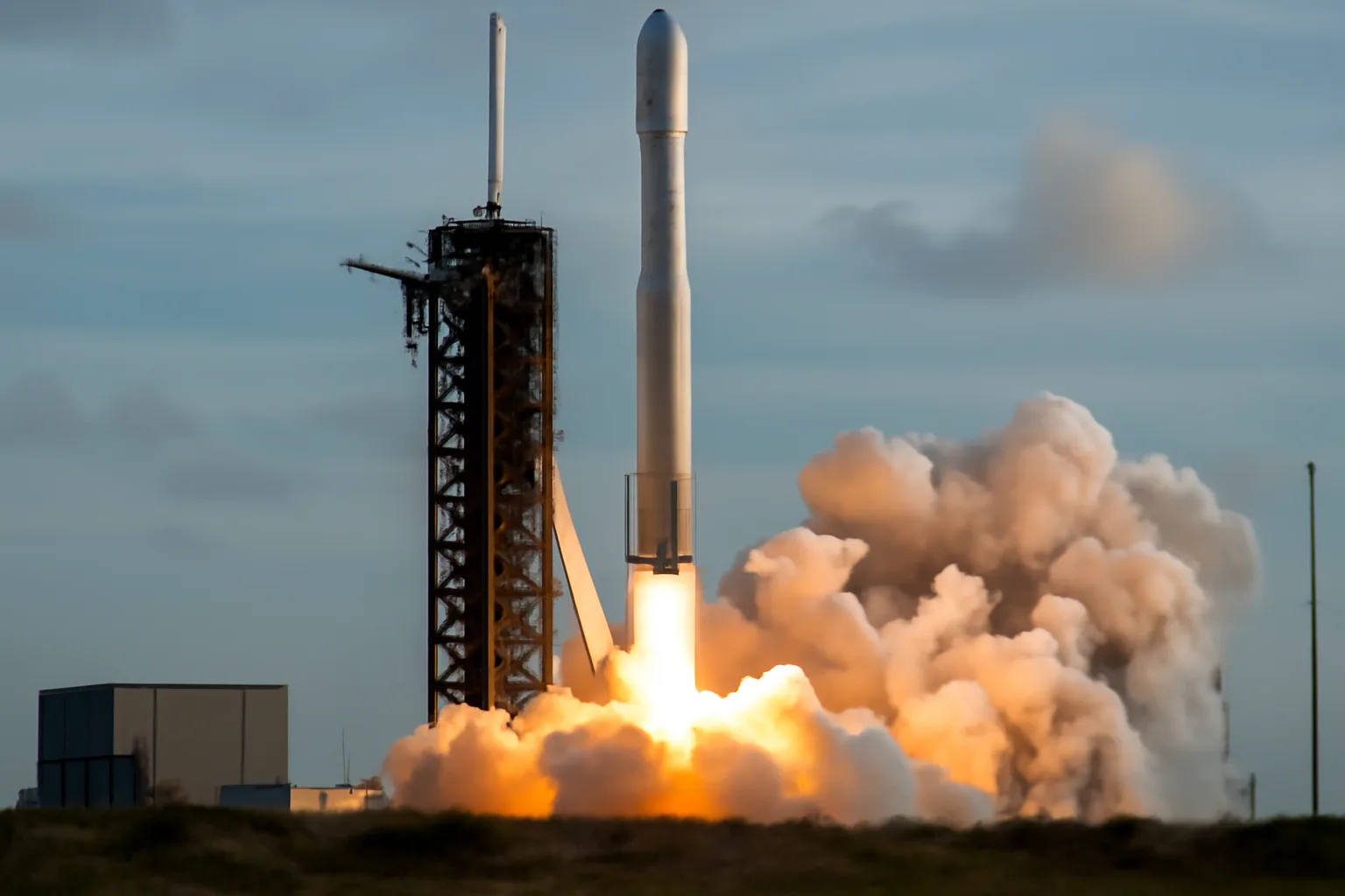 SpaceX планира първично публично предлагане на акции в петък, Nova продължава тестовата си кампания