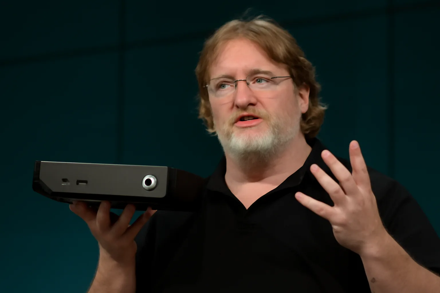 Valve разкрива детайли за Steam Machine: инженерни решения и бизнес модел