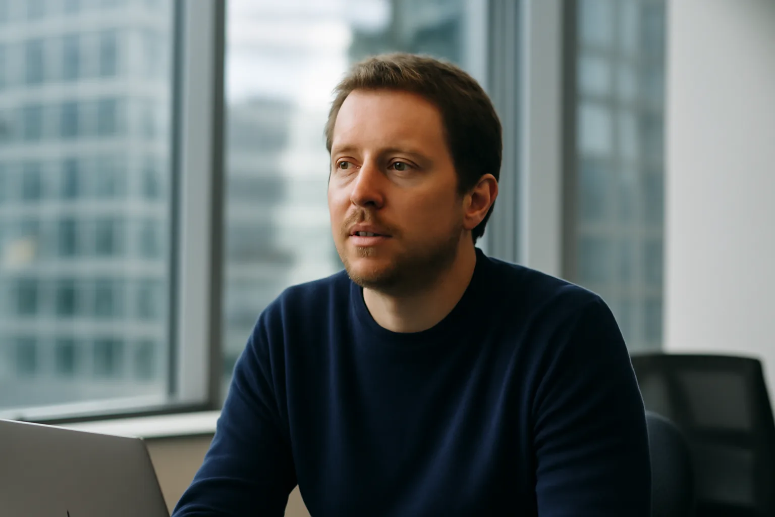 Hark привлича 700 милиона долара за универсален AI интерфейс с оценка от 6 милиарда