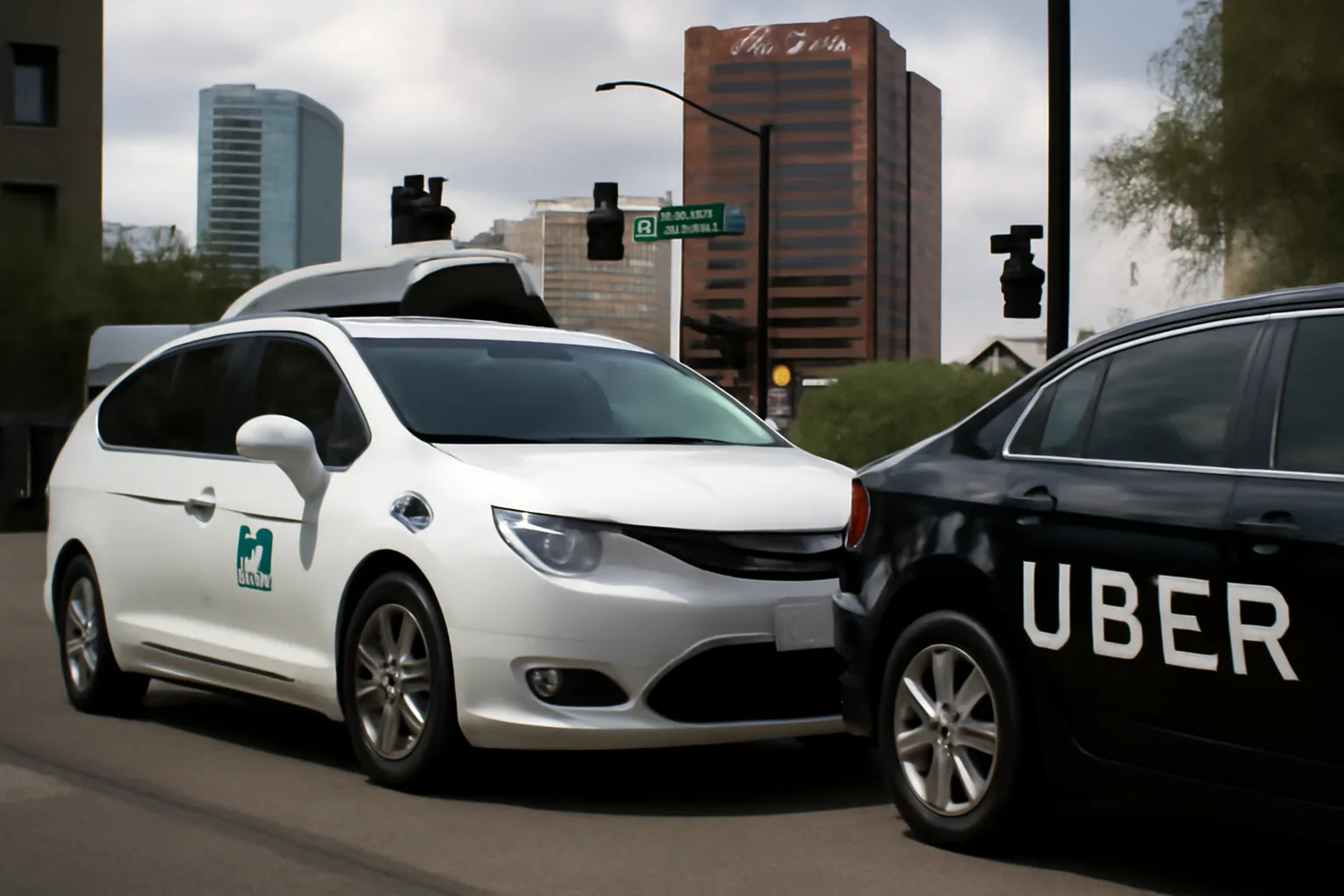 Uber прекратява партньорството с Waymo за автономни таксита в Финикс